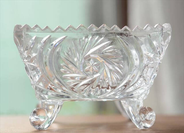 西ドイツ製　Anna Hutte クリスタルガラスの脚付きポット トレー グラス小物入れ 容器 ヴィンテージ アンティーク