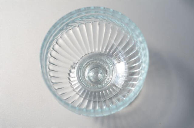 フィンランド製 Riihimaen Lasi Olga 脚付きボウル 10cm 1970年代 リーヒマエンラシ アイス デザート カップ 北欧 ヴィンテージ