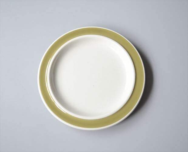 ARABIA アラビア Oliivi 16cm プレート オリーヴィ お皿 北欧食器 フィンランド ヴィンテージ アンティーク_250709