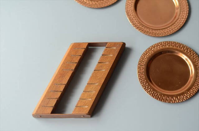 ドイツから 古い純銅 コパー豆皿 8枚とスタンドのセット コッパー ミニ