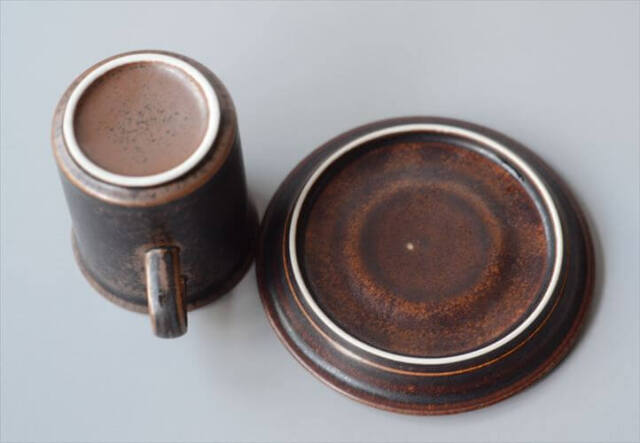 ARABIA アラビア ルスカ カップ＆ソーサー Ruska 7.5cm高 小サイズ 食器 フィンランド 陶器 北欧 ヴィンテージ アンティーク_250922