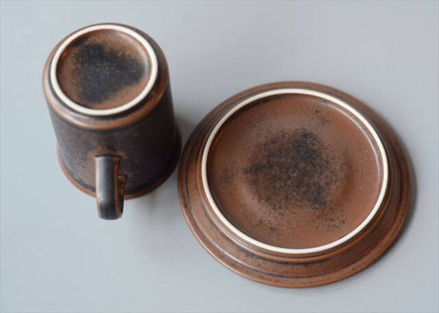 ARABIA アラビア ルスカ カップ＆ソーサー Ruska 7.5cm高 小サイズ 食器 フィンランド 陶器 北欧 ヴィンテージ アンティーク_250922