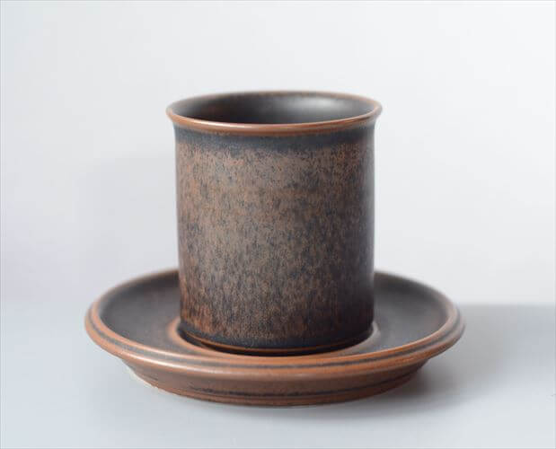 ARABIA アラビア ルスカ カップ＆ソーサー Ruska 7.5cm高 小サイズ 食器 フィンランド 陶器 北欧 ヴィンテージ アンティーク_250922