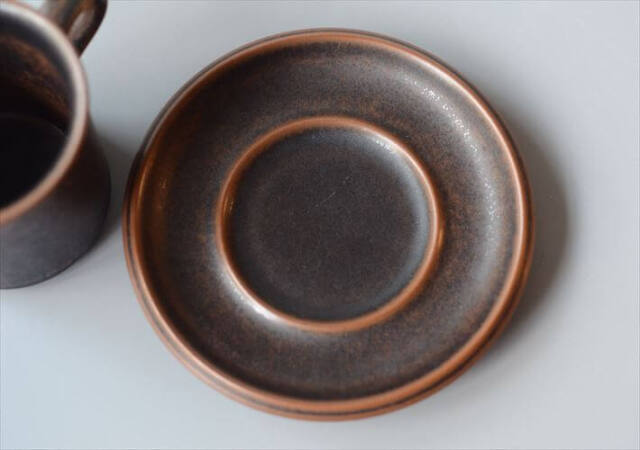 ARABIA アラビア ルスカ カップ＆ソーサー Ruska 7.5cm高 小サイズ 食器 フィンランド 陶器 北欧 ヴィンテージ アンティーク_250922
