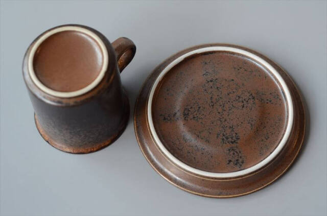 ARABIA アラビア ルスカ カップ＆ソーサー Ruska 7.5cm高 小サイズ 食器 フィンランド 陶器 北欧 ヴィンテージ アンティーク_250922