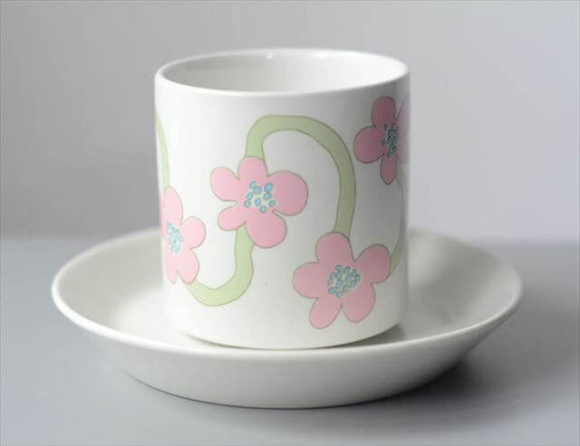 希少！Arabia Villiruusu カップ＆ソーサー アラビア ヴィリルース 北欧 フィンランド ヴィンテージ アンティーク_251021