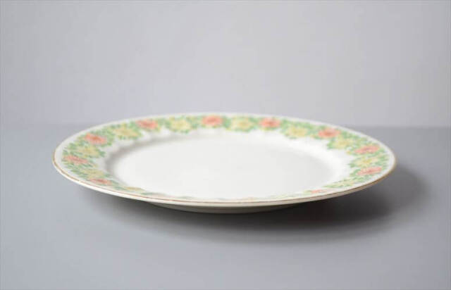ARABIA アラビア MUISTO 17cm プレート お皿 ムイスト 北欧食器 フィンランド Goran Back 陶器 北欧 ヴィンテージ_251114