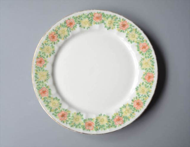 アンティーク 明王朝磁器 皿 ARABIA アラビア MUISTO 17cm プレート お皿 ムイスト 北欧食器