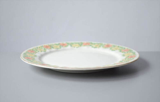 ARABIA アラビア MUISTO 17cm プレート お皿 ムイスト 北欧食器 フィンランド Goran Back 陶器 北欧 ヴィンテージ_251114