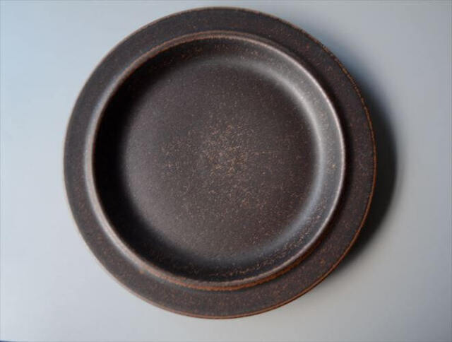 ARABIA アラビア Ruska 25cm プレート お皿 ルスカ 北欧食器 フィンランド 陶器 北欧 ヴィンテージ アンティーク_251205