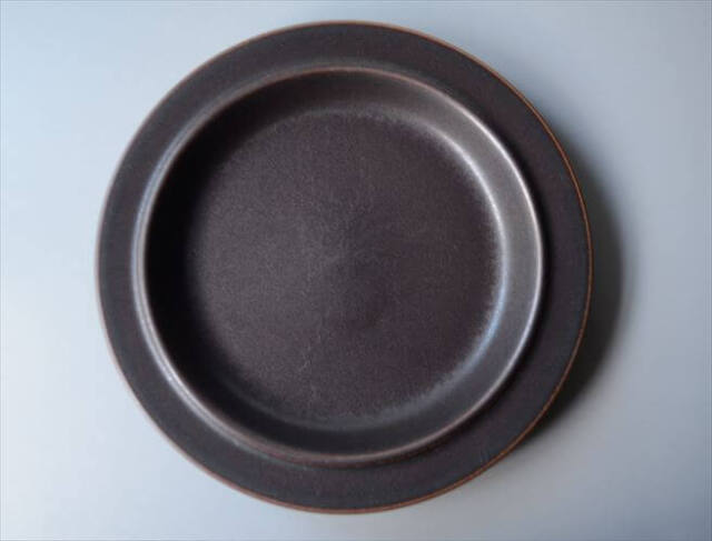 ARABIA アラビア Ruska 25cm プレート お皿 ルスカ 北欧食器 フィンランド 陶器 北欧 ヴィンテージ アンティーク_251205