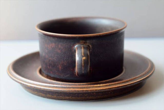 ARABIA アラビア ルスカ ティーカップ＆ソーサー Ruska 北欧食器 フィンランド 陶器 北欧 ヴィンテージ アンティーク_260203