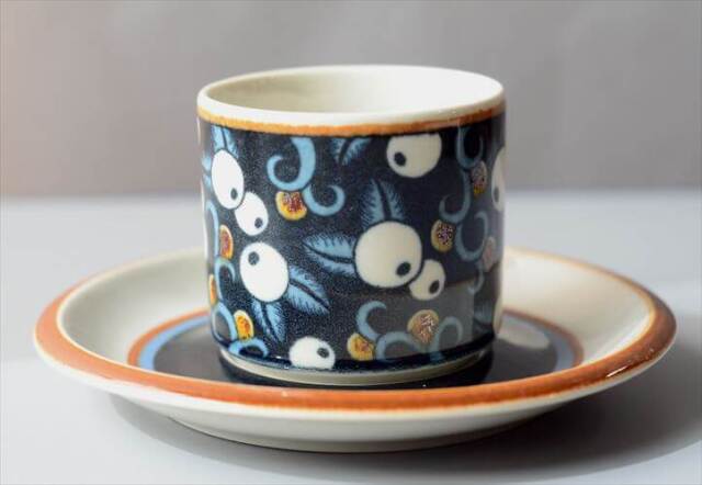 ARABIA アラビア Taika カップ&ソーサー 6cm高 タイカ 北欧食器