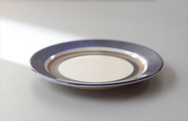 ARABIA アラビア Saara 17cm プレート お皿 サーラ 北欧食器 フィンランド 北欧 ヴィンテージ アンティーク_260602
