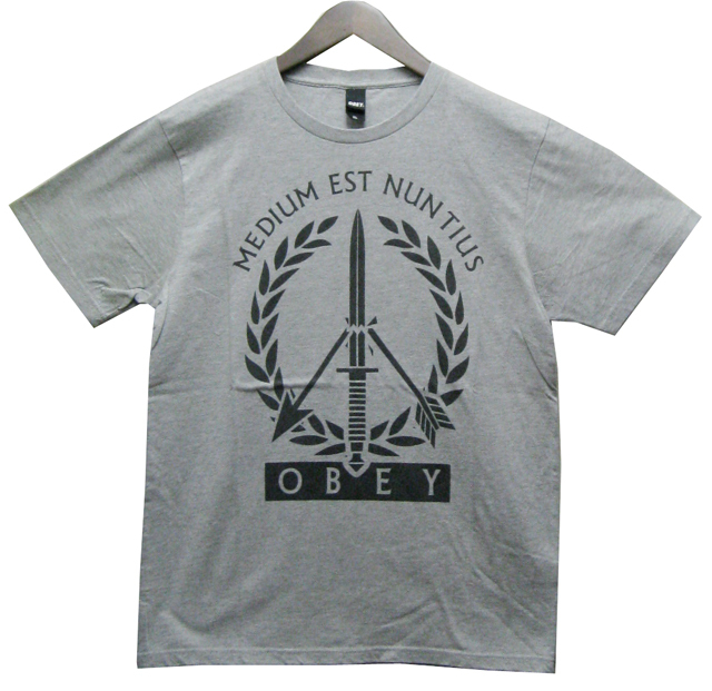 OBEY MEDIUM EST NUNTIUS Teeシャツ　(2色展開)