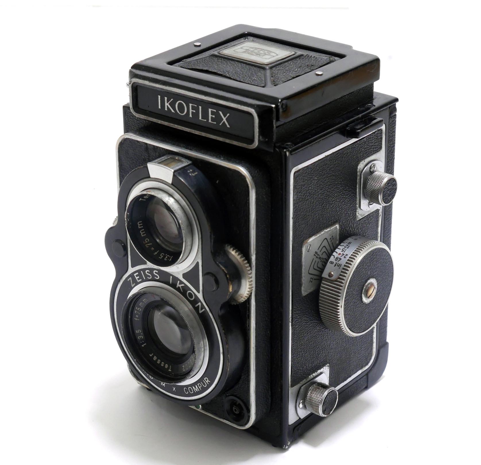 ドイツ製　イコフレックス IIa  w/オプトン・テッサー 75ｍｍ3.5