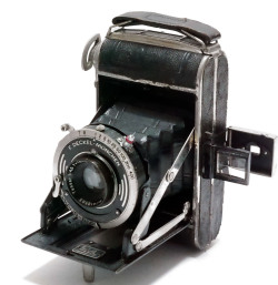 ドイツ製 【訳あり 売り切り】Welta Perle ウェルタ ペルレ w/Tessar