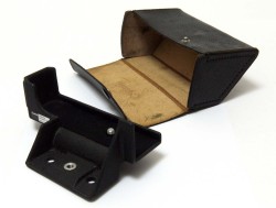 日本製　キヤノン　カメラホルダー　R３