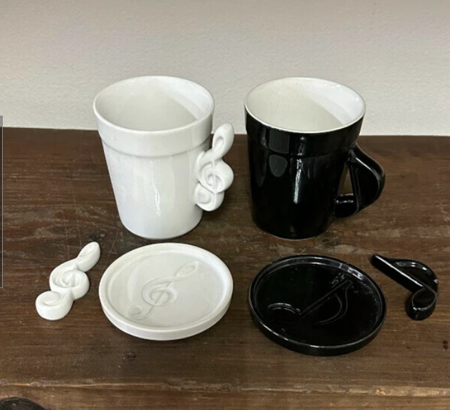 ミューズペアマグ  ピアノ教室発表会記念品 音楽雑貨 吉澤 セトクラフト お取り寄せ商品 引き出物 記念品 音楽雑貨 音符 ピアノモチーフ ト音記号 ピアノ雑貨
