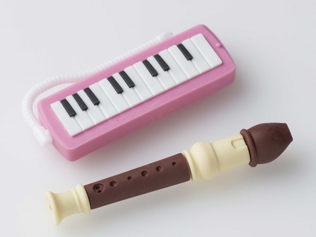 消しゴム 管楽器 ピンク ※お取り寄せ商品 【音楽雑貨 音符・ピアノモチーフ】ト音記号 ピアノ雑貨