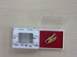 コルネット お取り寄せ商品 記念品に最適ブローチ 吹奏楽部ブラスバンド記念品に ブラスバンド