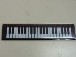鍵盤定規 お取り寄せ商品 プレゼントに最適 音楽雑貨 <br>楽譜柄 音符柄 音符グッズ