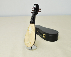 ミニチュア楽器 中国琵琶 20cmサイズ お取り寄せ 楽器 音楽雑貨 ブラスバンド