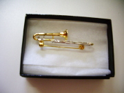 トロンボーンブローチ