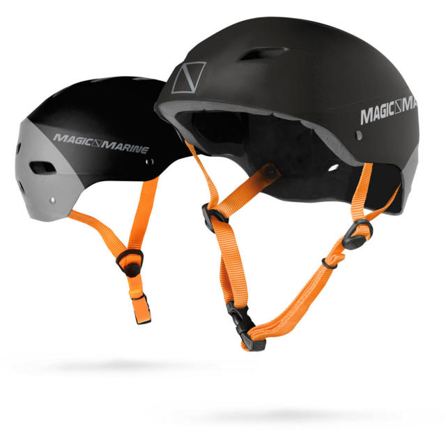 ULTIMATE HELMET-3