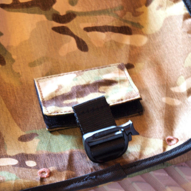 D-Pouch X-PAC  CAMO-8