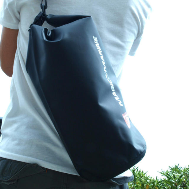 防水2WAYショルダーバッグ WELDED DUFFEL 10L-8