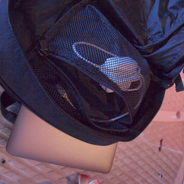BACKPACK PRO 20Lバックパック クッション付きPCリュック-4