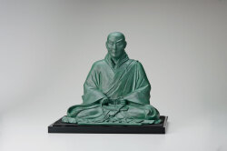 親鸞聖人座像　青銅製