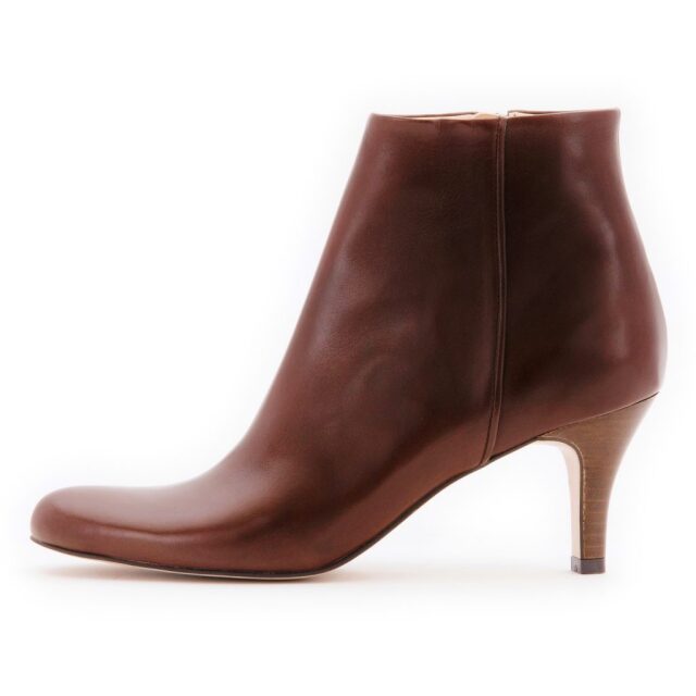 Jadeブラウン22.5AA★アウトレット★A（サンプル、シワ）