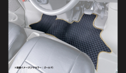 ラバーフロアマットエブリイDA17V フチカラー：ゴールド 商品画像