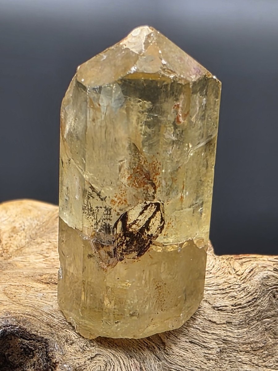 【Melody's collection】メキシコ産イエローアパタイト原石 APT011