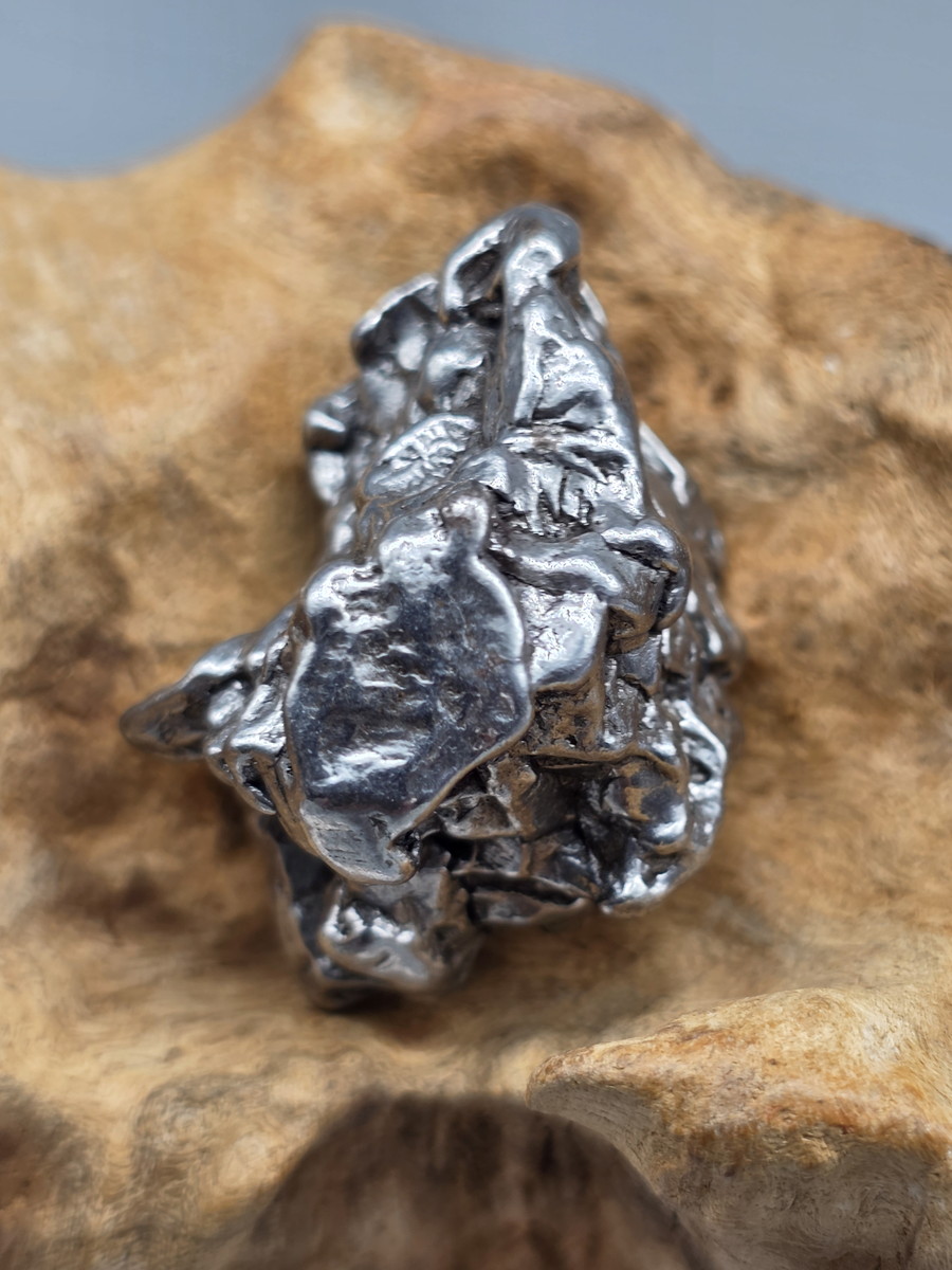 アルゼンチン産カンポ・デル・シエロ隕石 CCM006