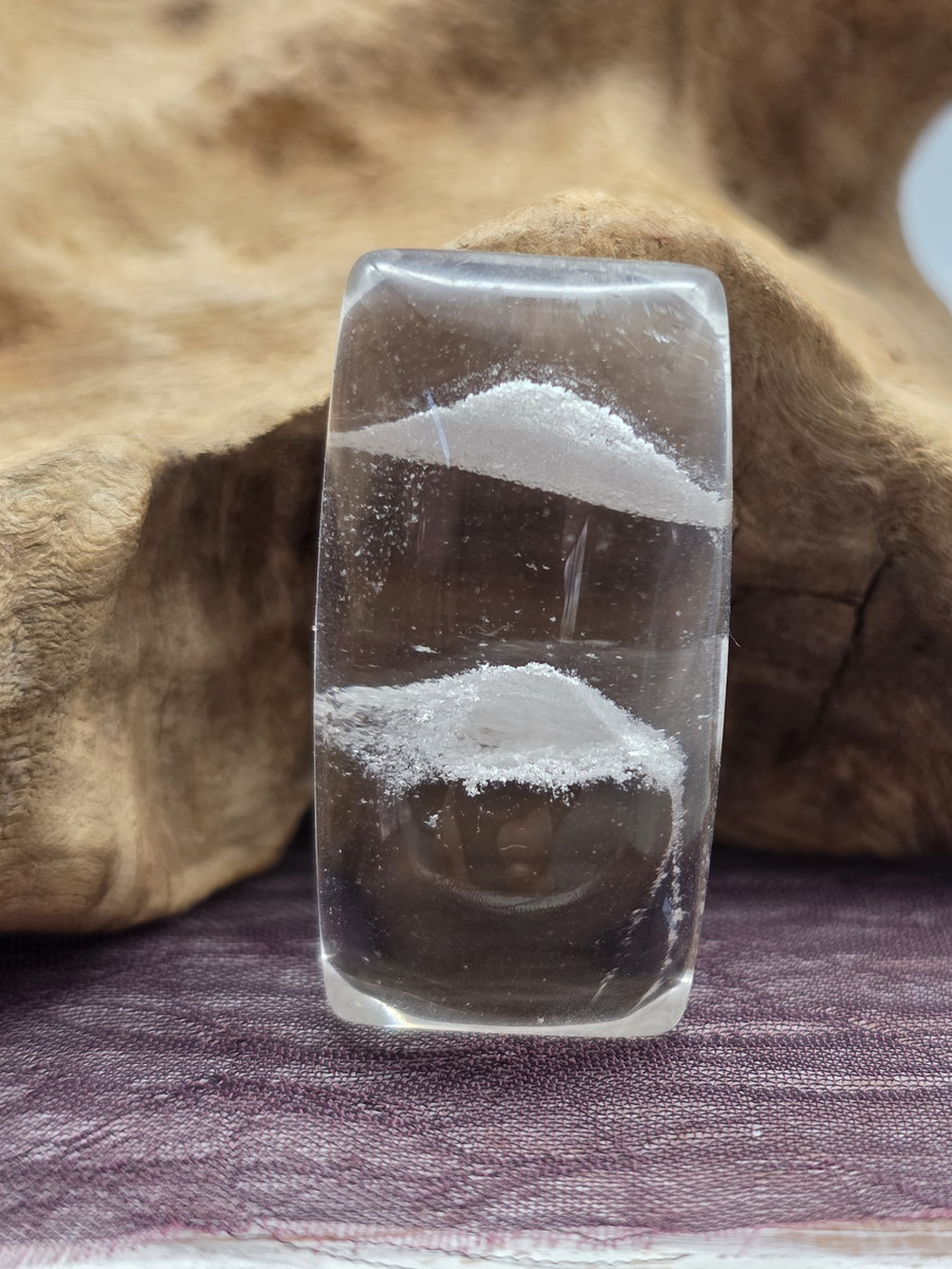 ミナスジェライス産クローライト in クォーツ・ファントム CHL001