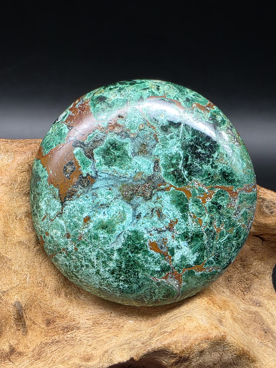 アースストーン・カボション（グランドフォーメーション）  EAR092