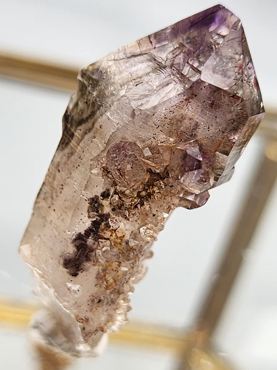 ジンバブエ産アメジストエレスチャル「ガブリエル・レイ」（セプター） GAB033