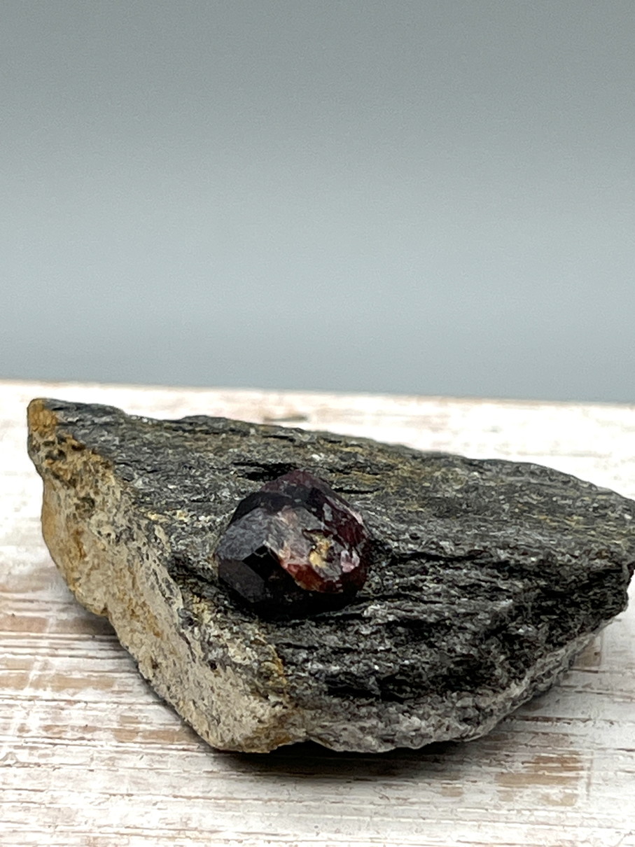 アラスカ州産ガーネット in マイカ GAR005