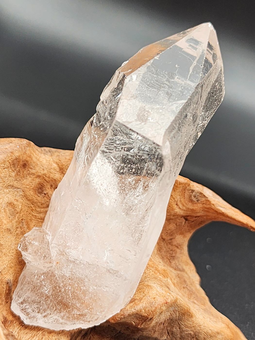 ヒマラヤ水晶ポイント（レコードキーパー） HML014