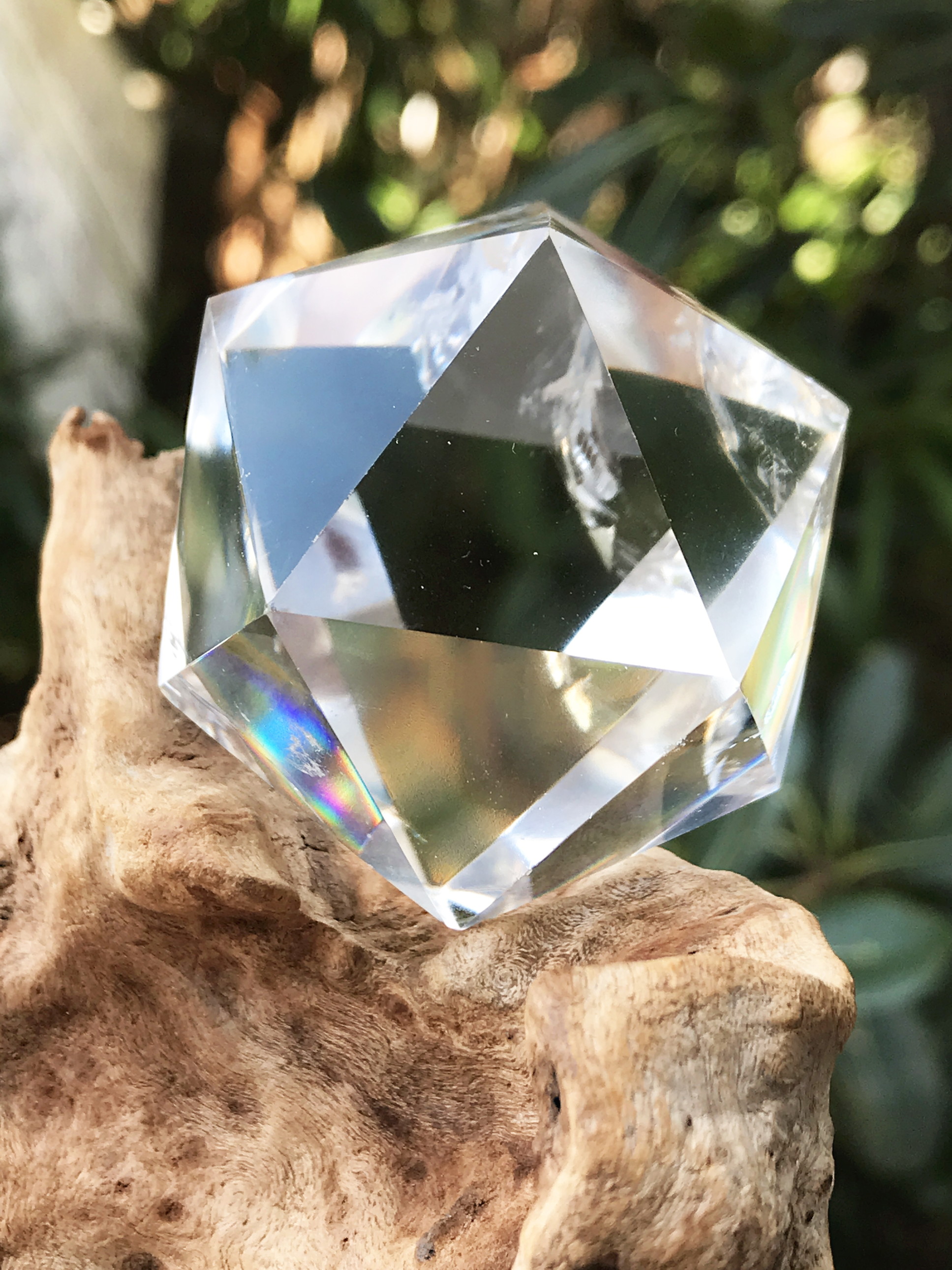 ブラジル産多面体水晶（20面体） ICO002
