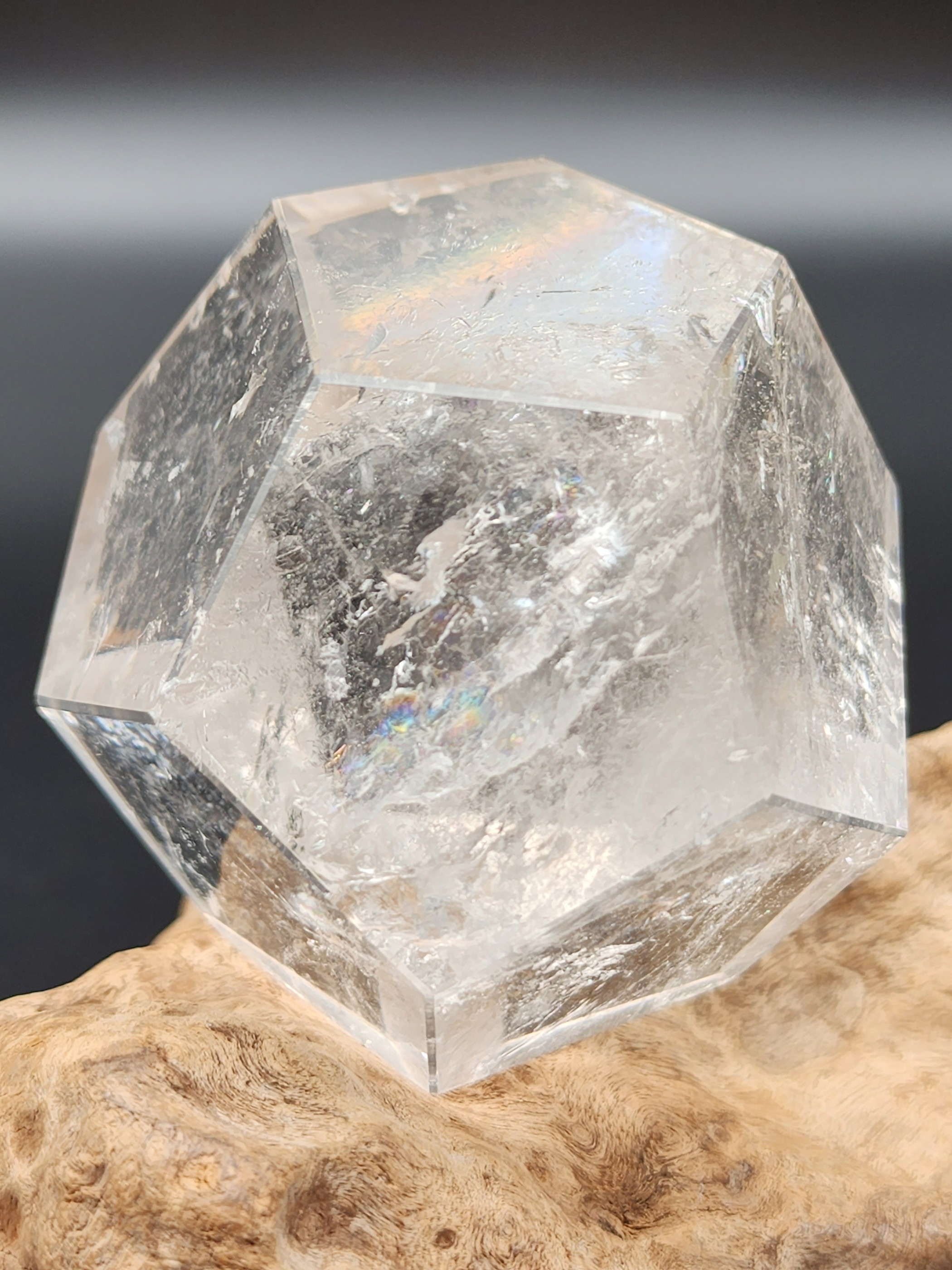 ブラジル・バイア・アレグリ鉱山産レムリアンシード・12面体 LEM278