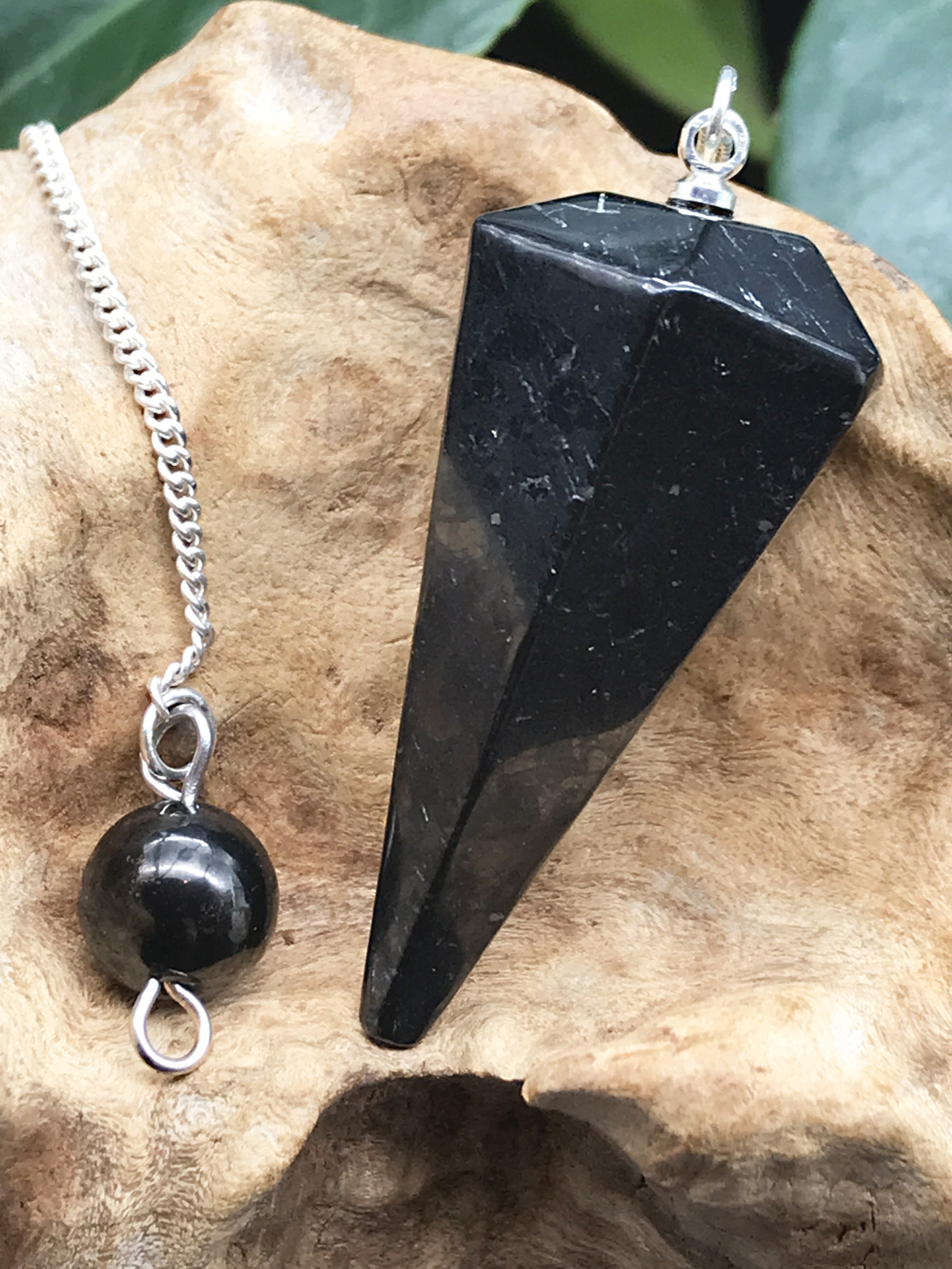 ロシア産シュンガイト・ペンデュラム PDL122