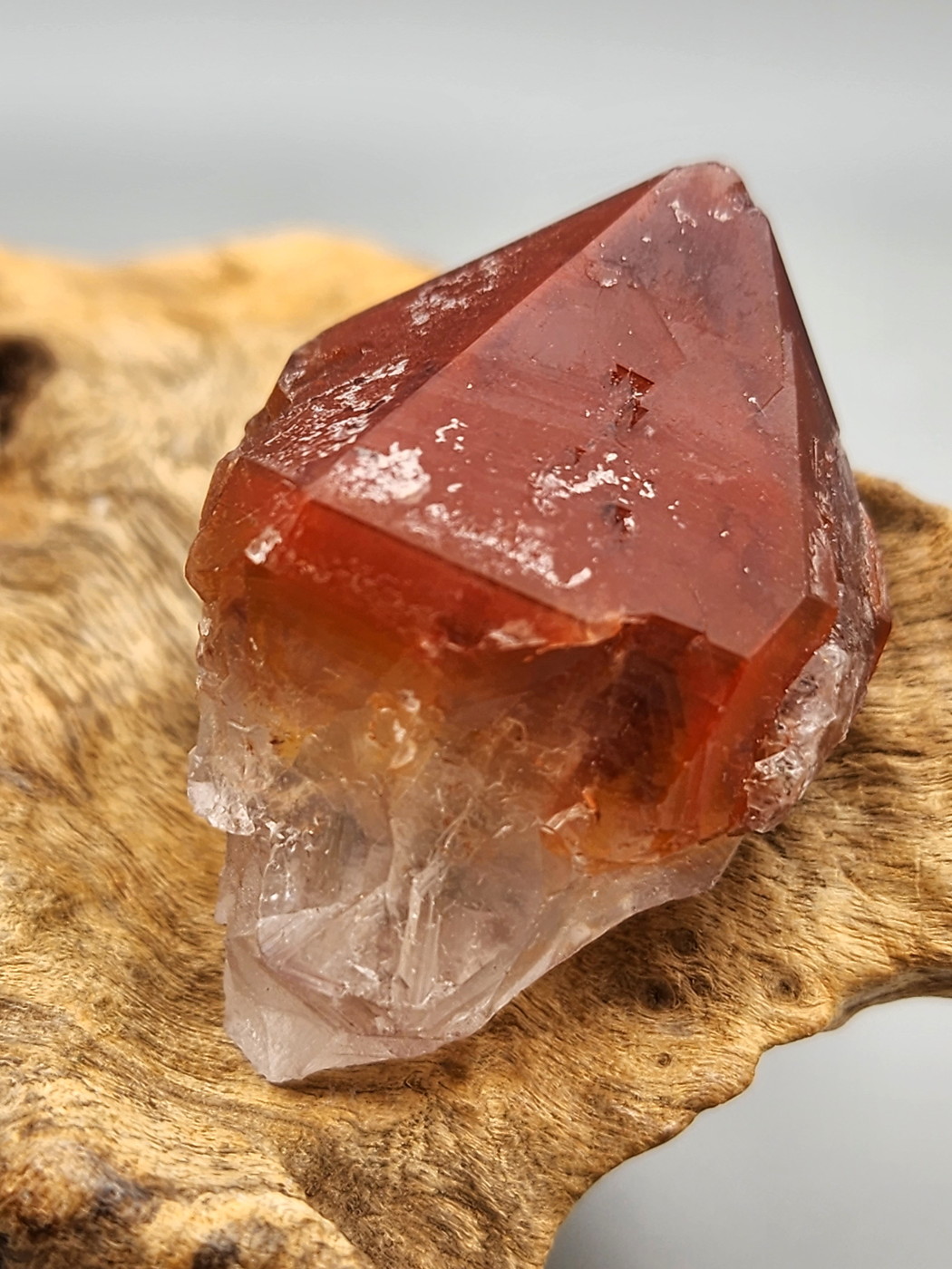 ブラジル・ゴイアス州クリスタリーナ産レッドドリームコート・レムリアン RDC001