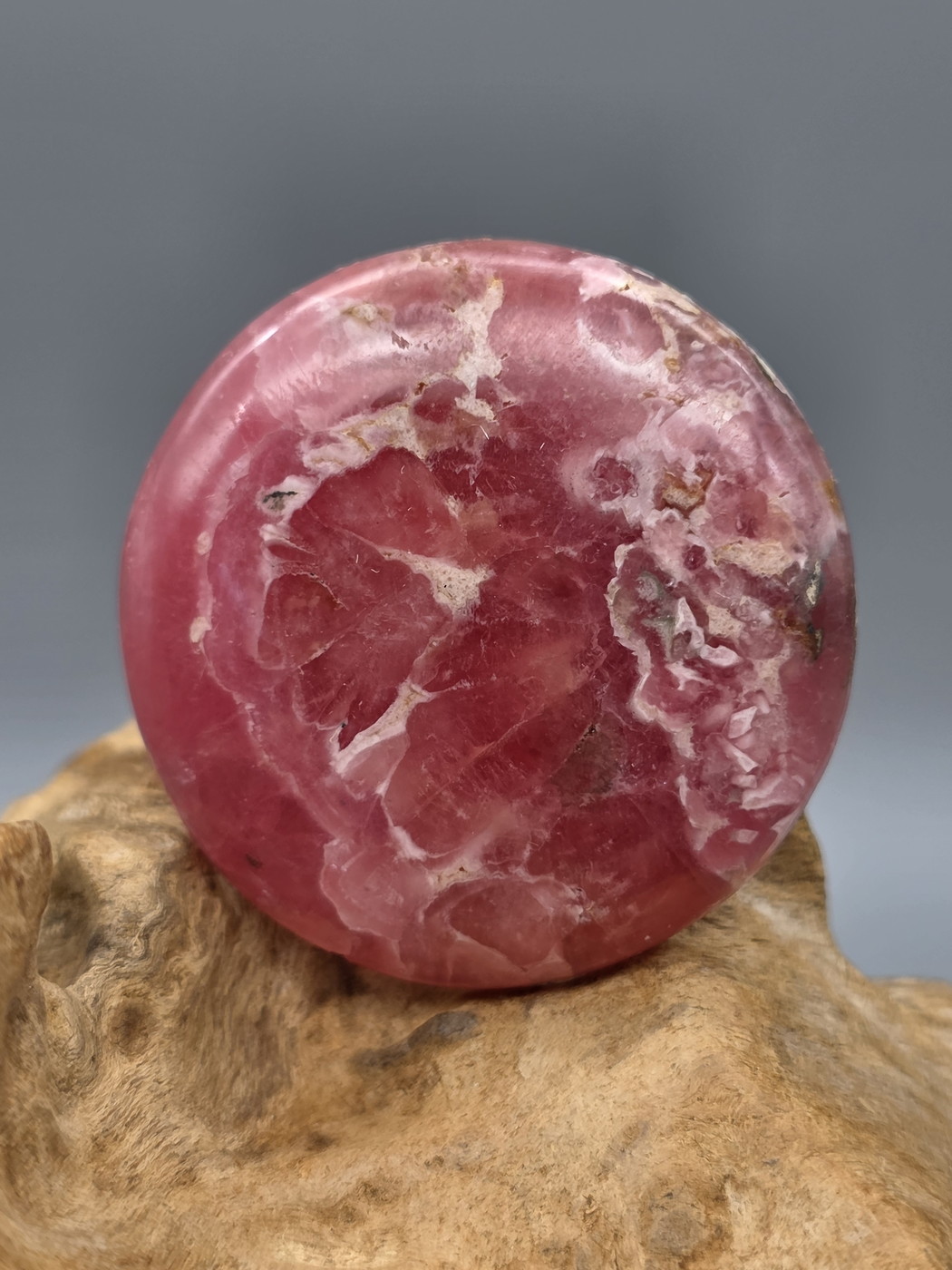 コロラド州ロードクロサイト（インカローズ）・ルース RHO031