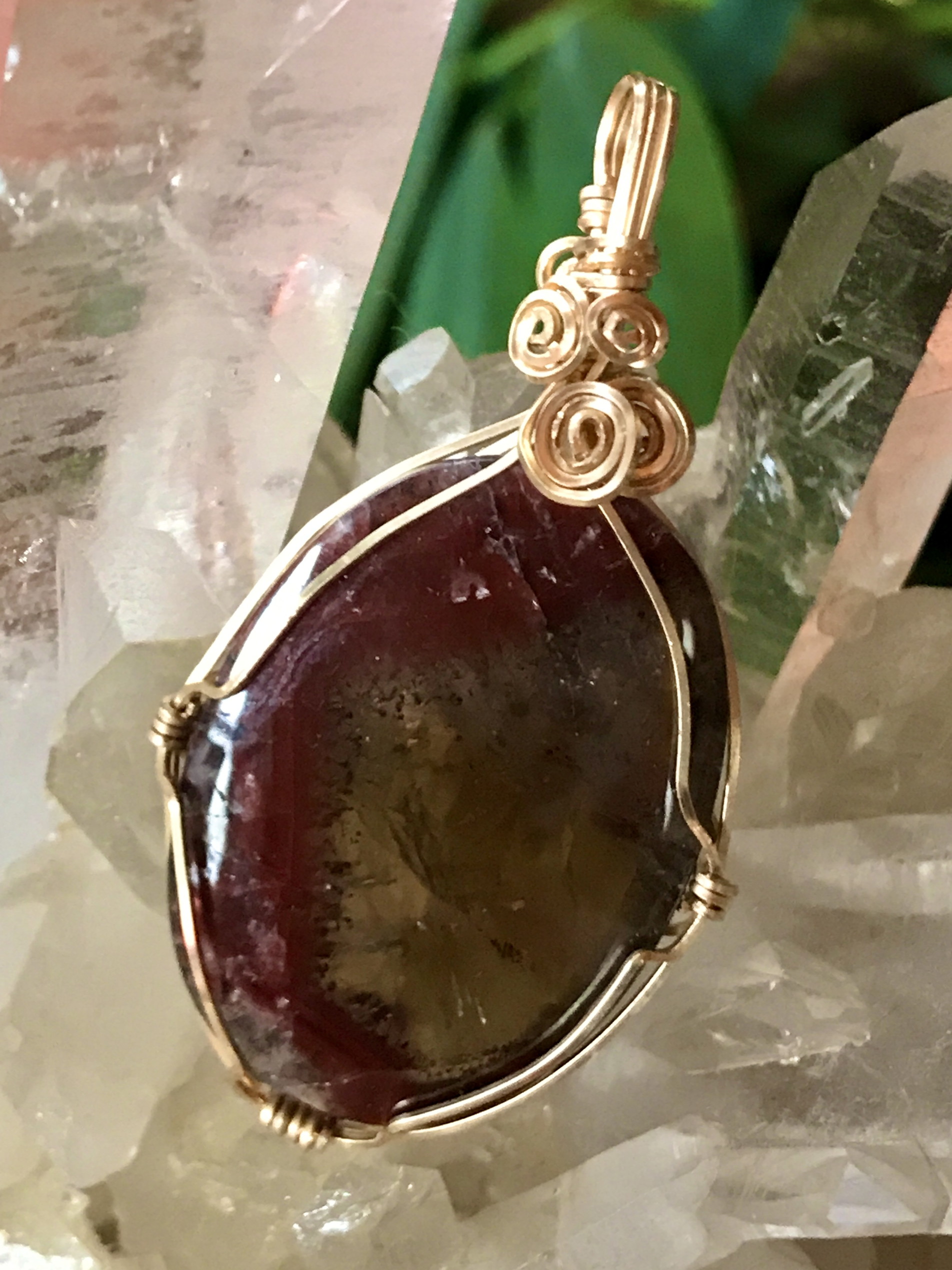 ブラジル・エスピリットサント州産 レッドパッション・クォーツ・ルース・ペンダントトップ RPQ014