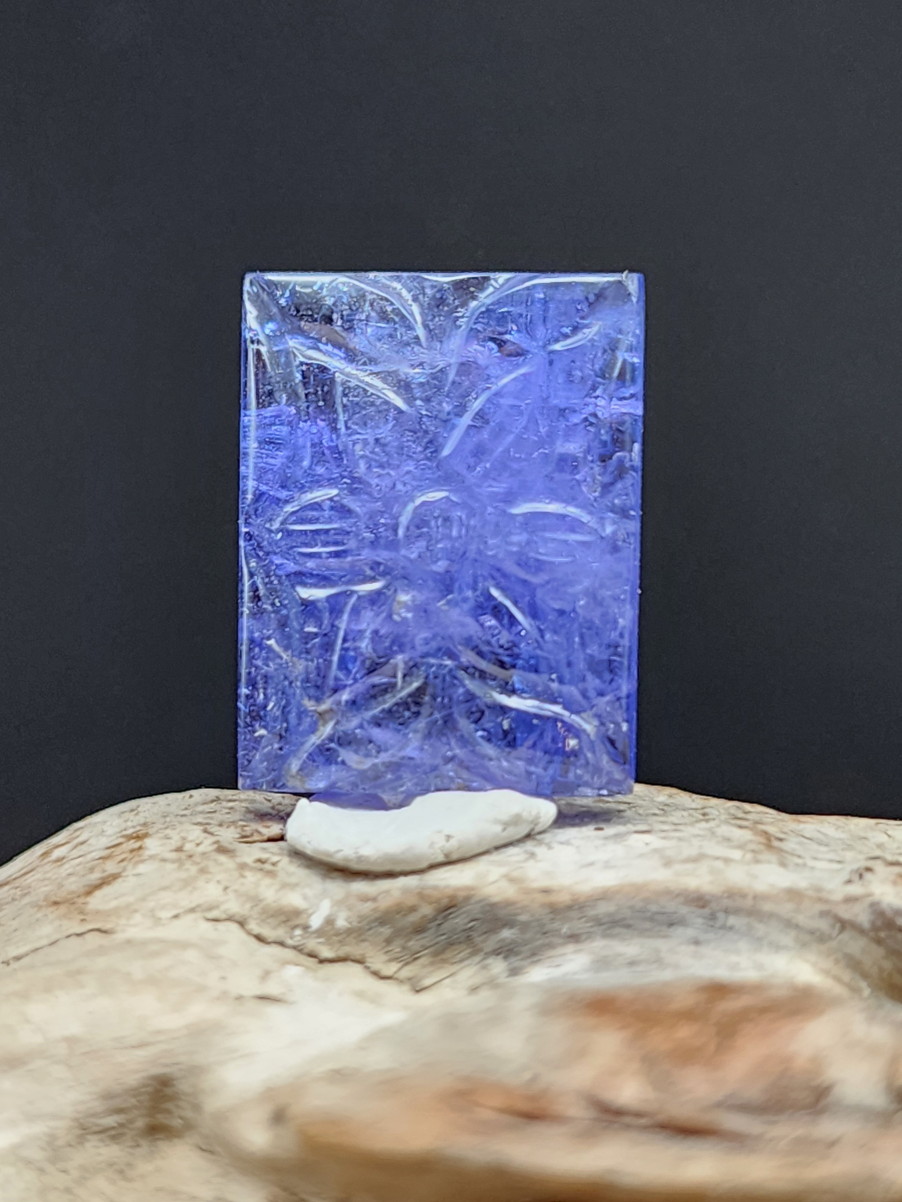 タンザナイト・フラワーカービング TNZ006