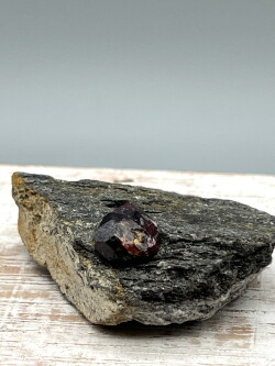 アラスカ州産ガーネット in マイカ GAR005